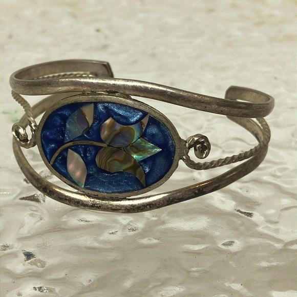 Jewelry - Silver cuff bracelet